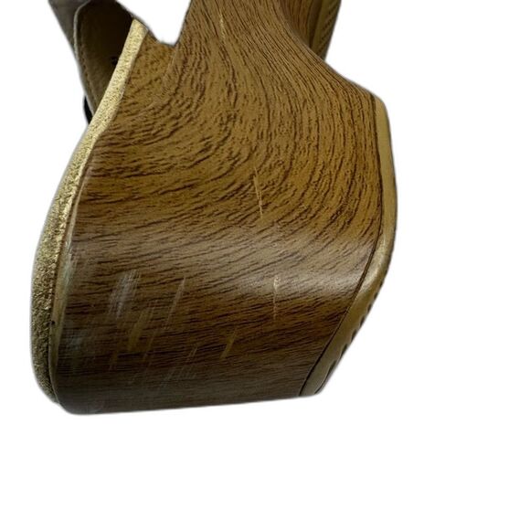 Dansko Sophie Platform Sandals w White/Gold Suede and Buckles - Wmn 41 (10.5-11) - Picture 6 of 7